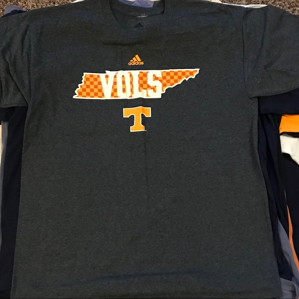 Men’s Adidas UT Vols tee shirt EUC